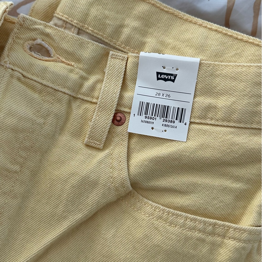 NWT 🌼 Levi’s 501 Cropped Jean in Botanical Yellow - Picture 6 of 8